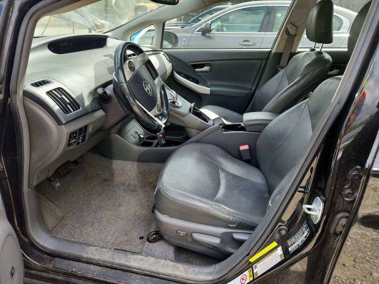 2011 Toyota Prius Four - Image 7