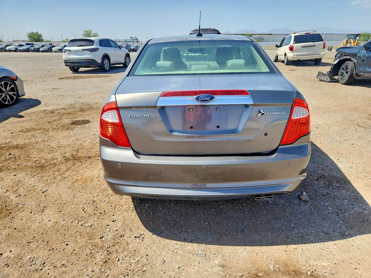 2010 Ford Fusion Hybrid - Image 6