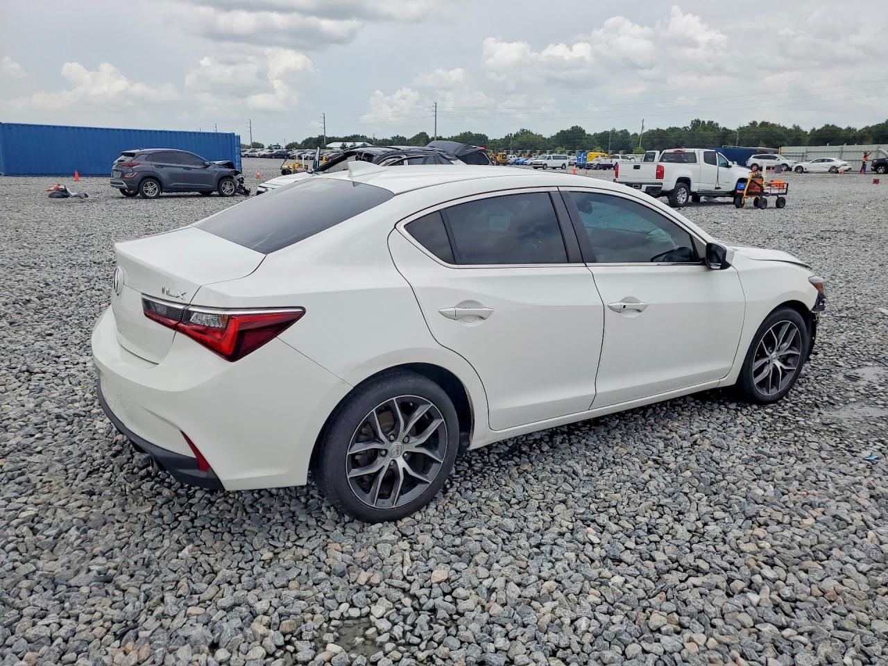 2022 Acura Ilx Premium - Image 3