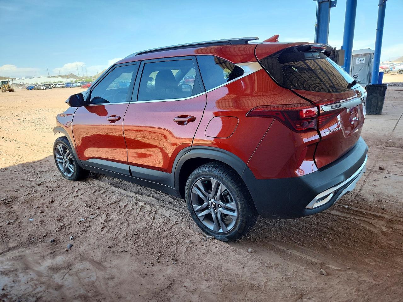 2021 Kia Seltos 4D Ex - Фото 2