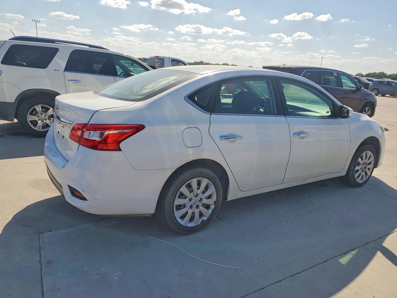 2019 Nissan Sentra S - Image 3