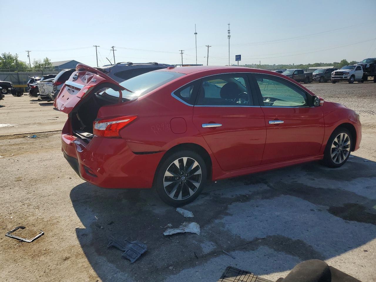 2019 Nissan Sentra Sr - Image 3