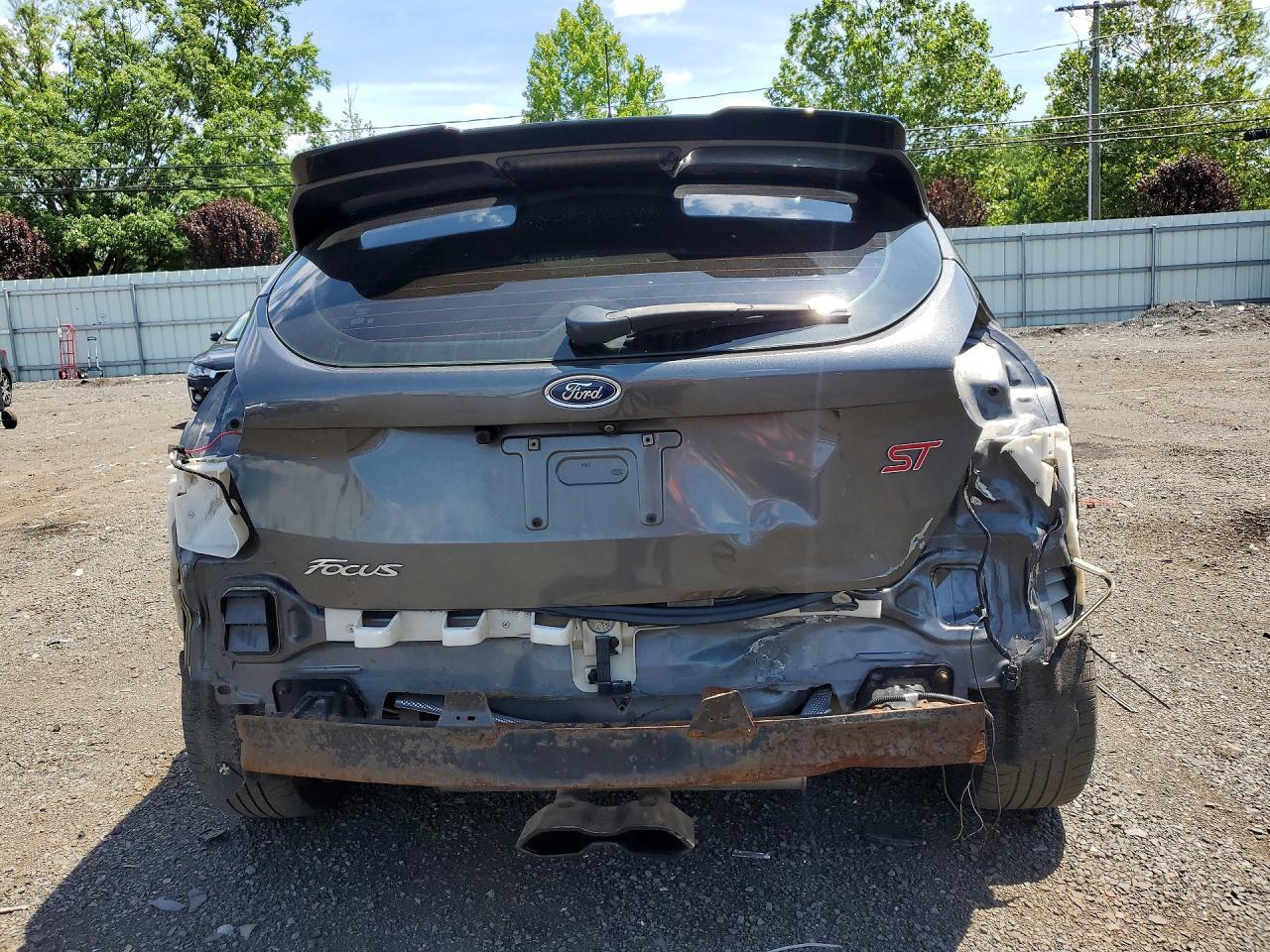 2017 Ford Focus St - Image 6