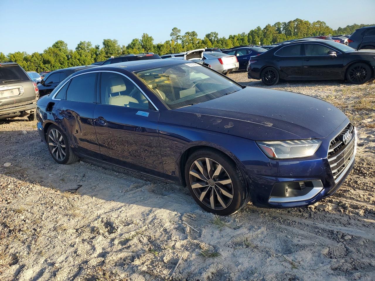 2020 Audi A4 Premium Plus - Фото 4