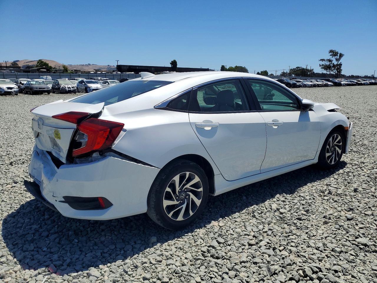 2017 Honda Civic Ex - Фото 3