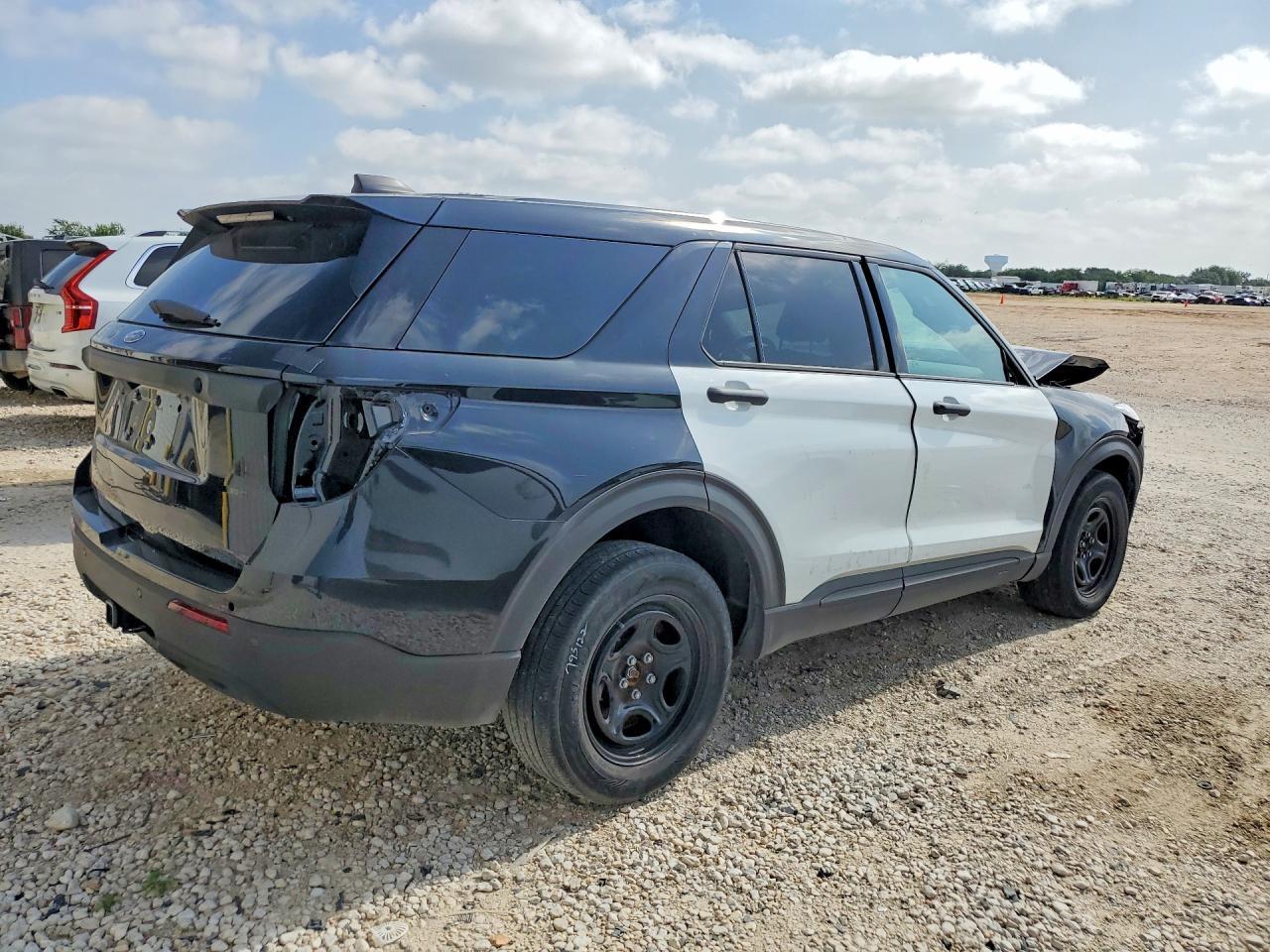 2025 Ford Explorer Police Interceptor - Фото 3