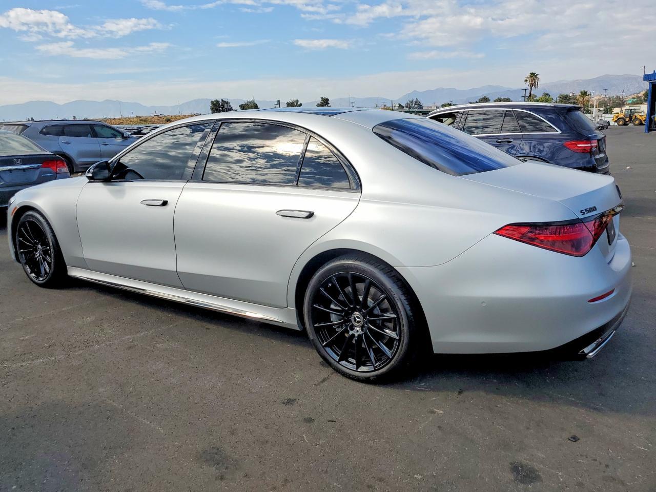 2024 Mercedes-Benz S 580 4Matic - Image 2