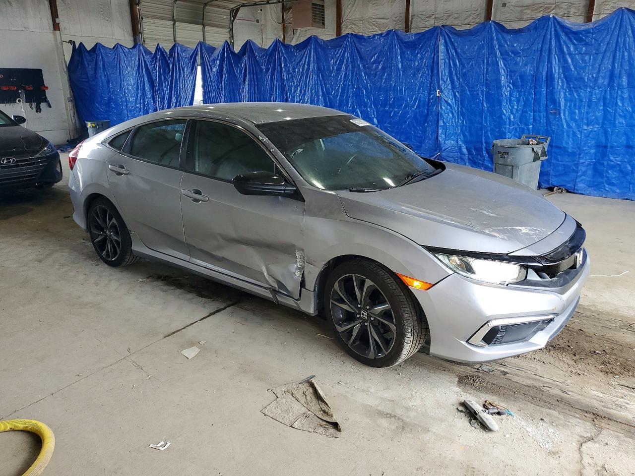 2019 Honda Civic Sport - Фото 4