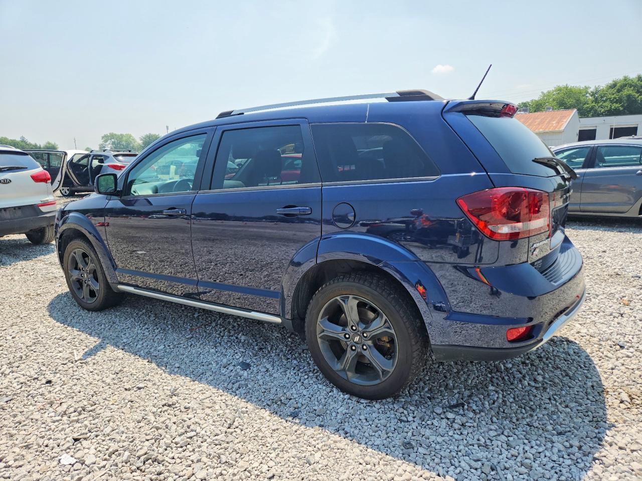 2018 Dodge Journey Crossroad - Фото 2