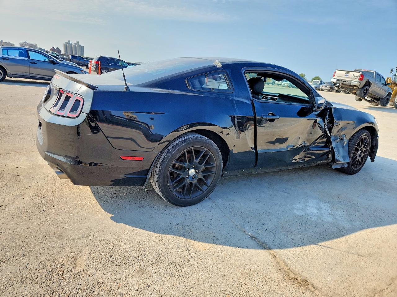 2014 Ford Mustang - Image 3