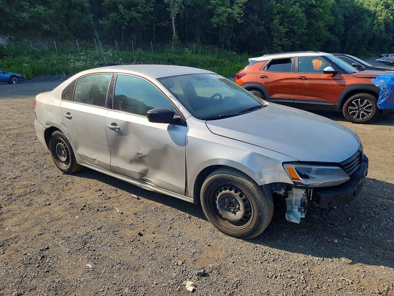 2011 Volkswagen Jetta Base - Image 4