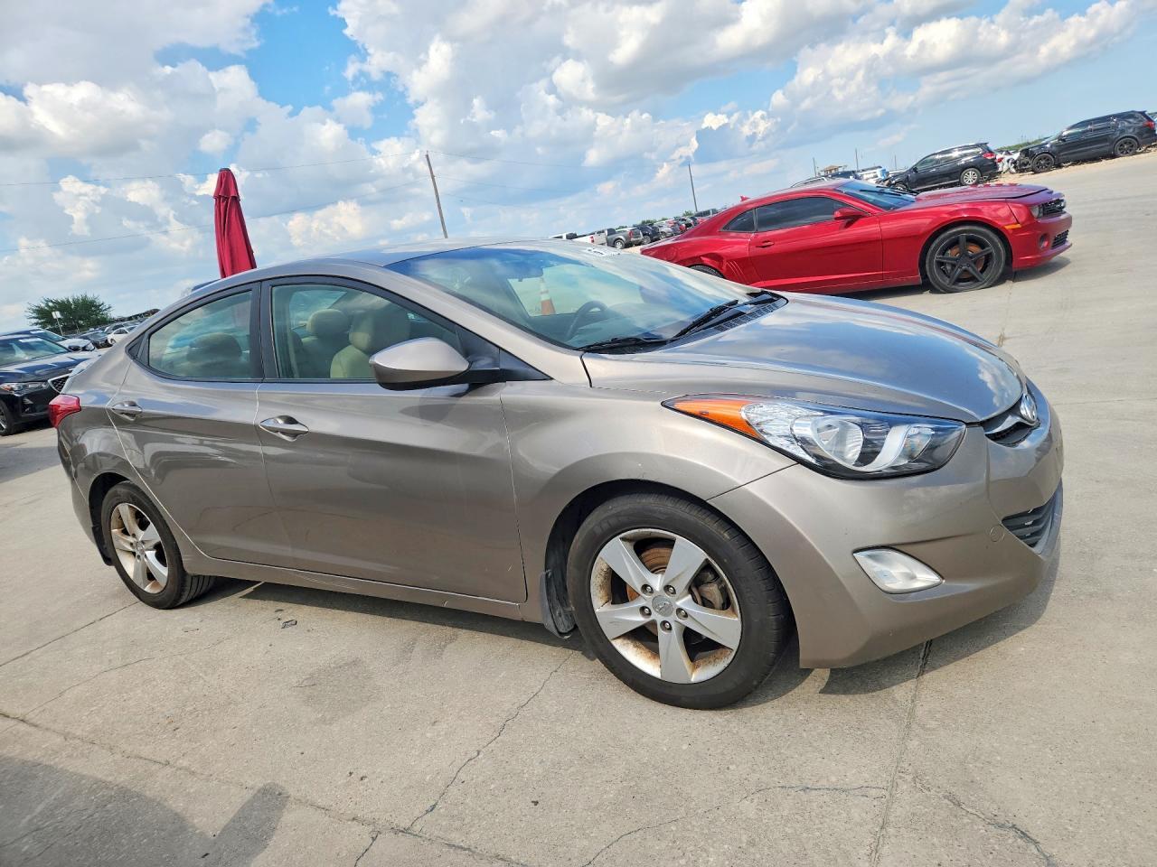 2013 Hyundai Elantra Gls - Image 4