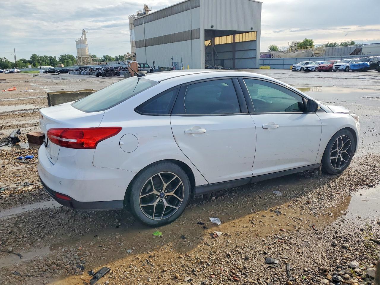 2017 Ford Focus Sel - Image 3