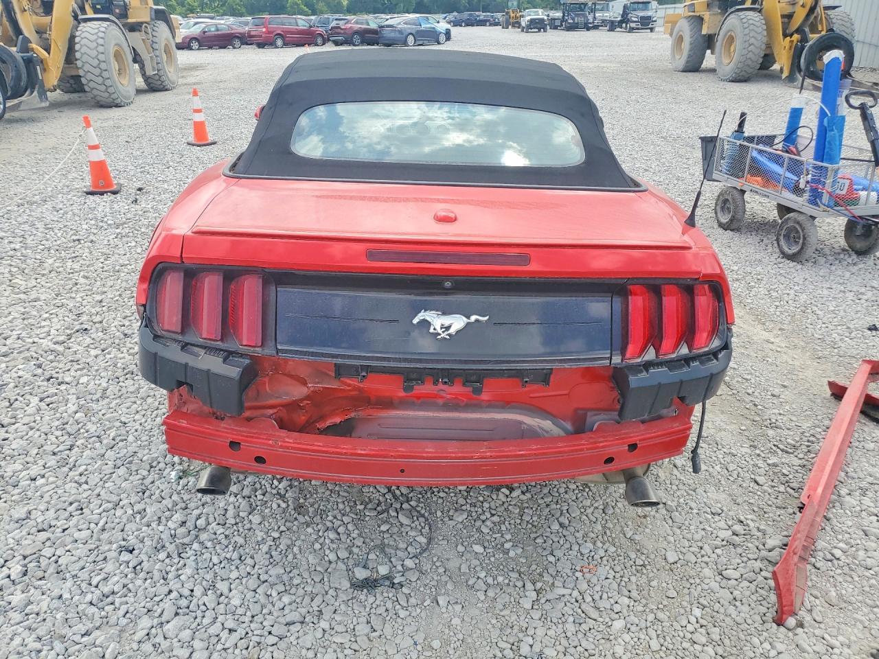 2020 Ford Mustang - Фото 6