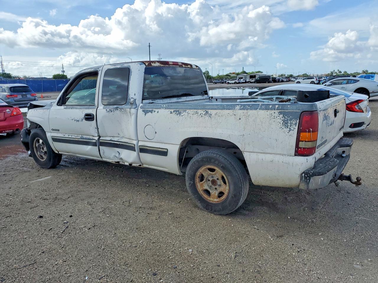 1999 Chevrolet Silverado C1500 - Фото 2