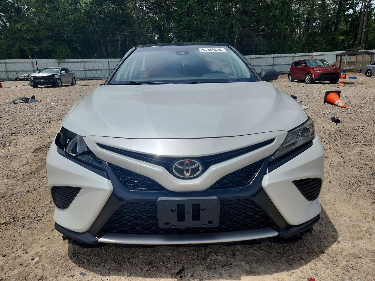 2019 Toyota Camry Xse - Фото 5