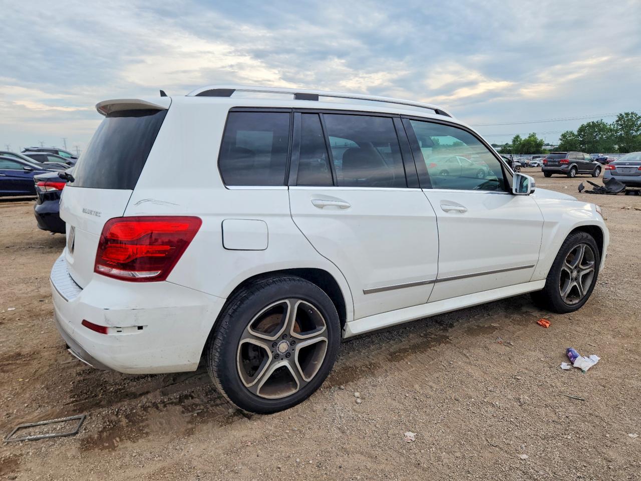 2015 Mercedes-Benz Glk 250 Bluetec - Image 3