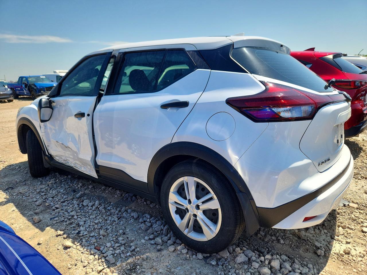 2025 Nissan Kicks Play S - Фото 2