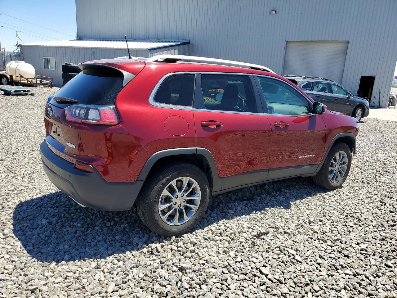 2021 Jeep Cherokee Latitude Lux - Image 3