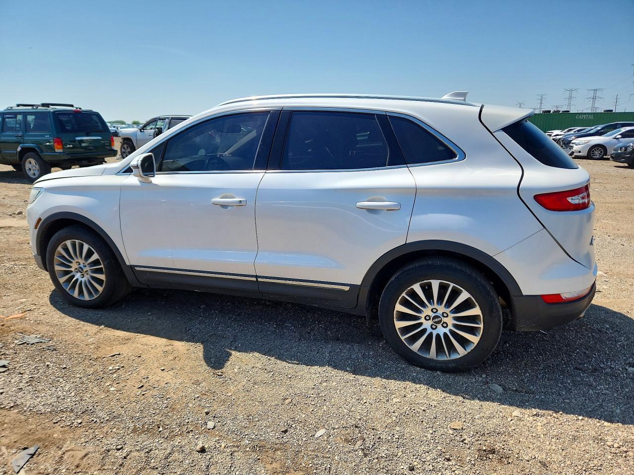 2017 Lincoln Mkc Reserve - Image 2