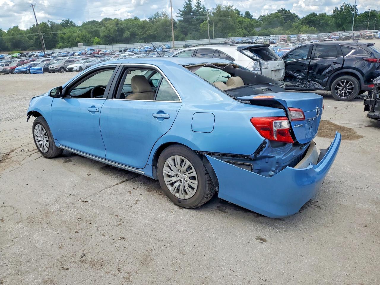 2012 Toyota Camry Le - Image 2