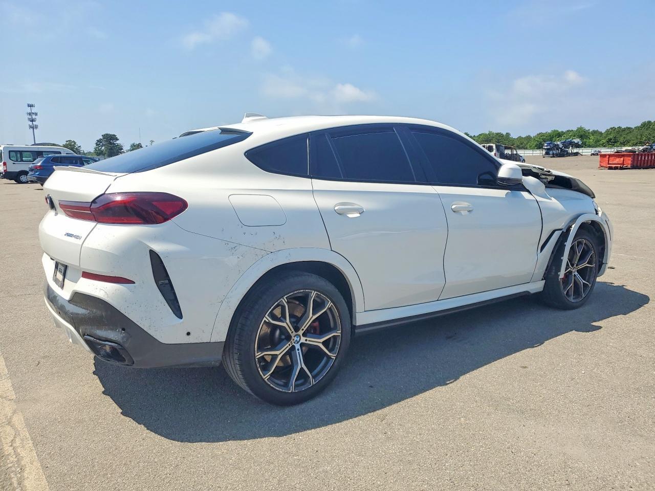 2021 BMW X6 xDrive40I - Image 3