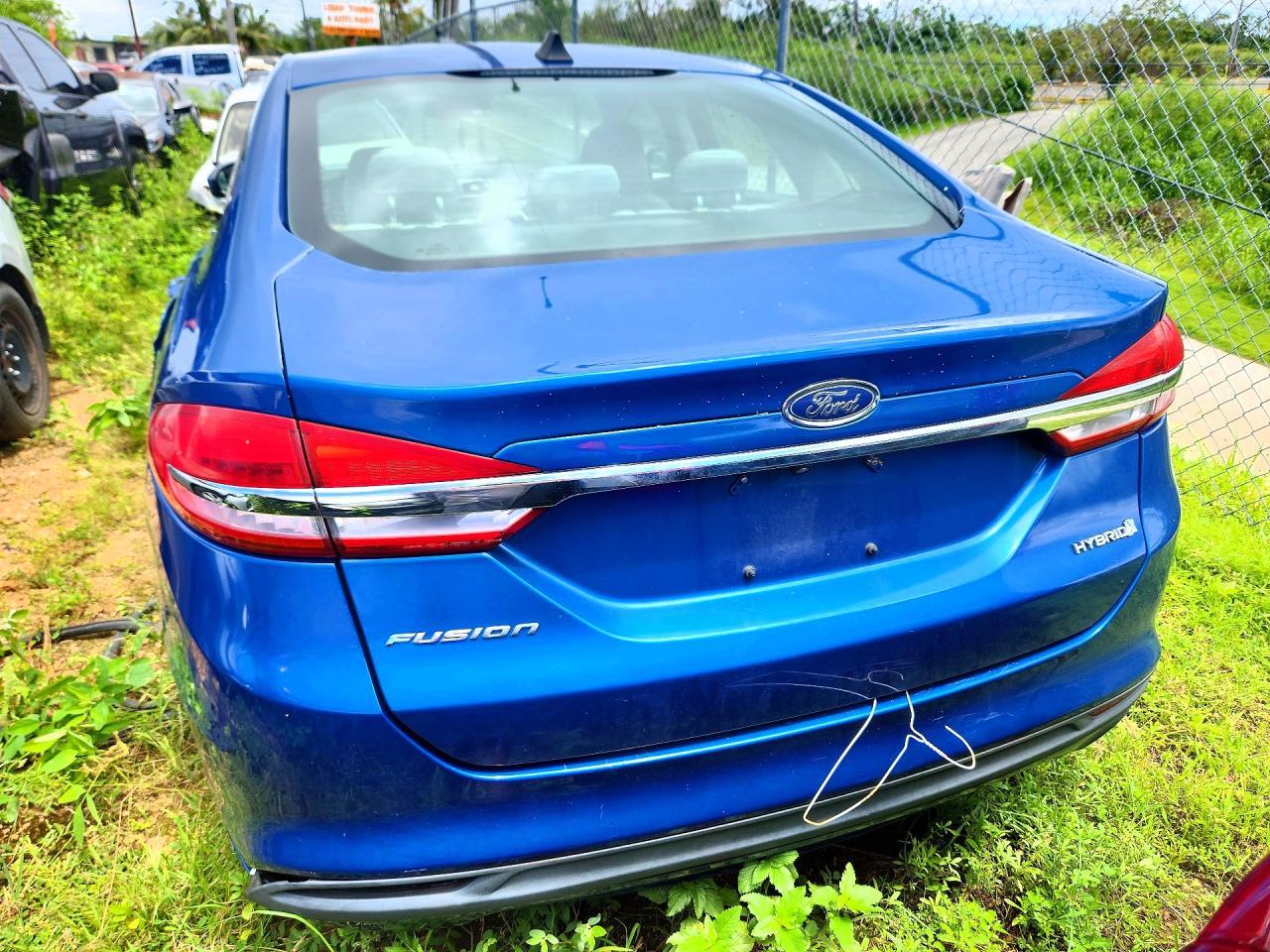 2017 Ford Fusion S Hybrid - Фото 6