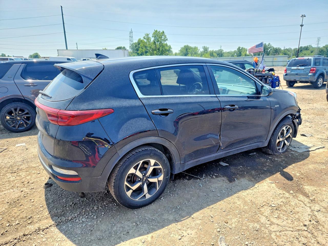 2022 Kia Sportage Lx - Image 3