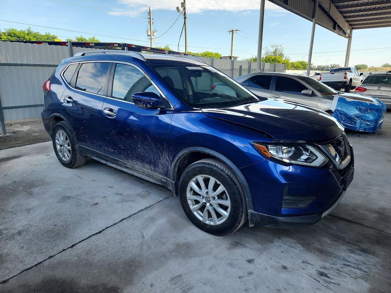 2020 Nissan Rogue S - Фото 4