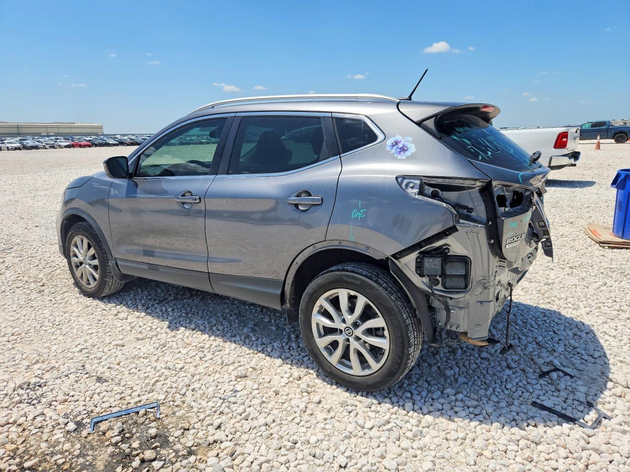 2021 Nissan Rogue Sport Sv - Фото 2