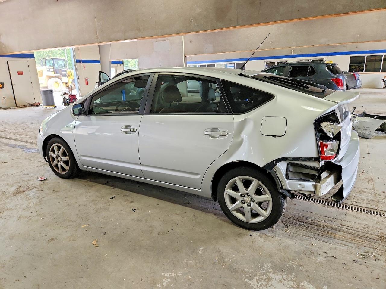 2008 Toyota Prius Touring - Фото 2
