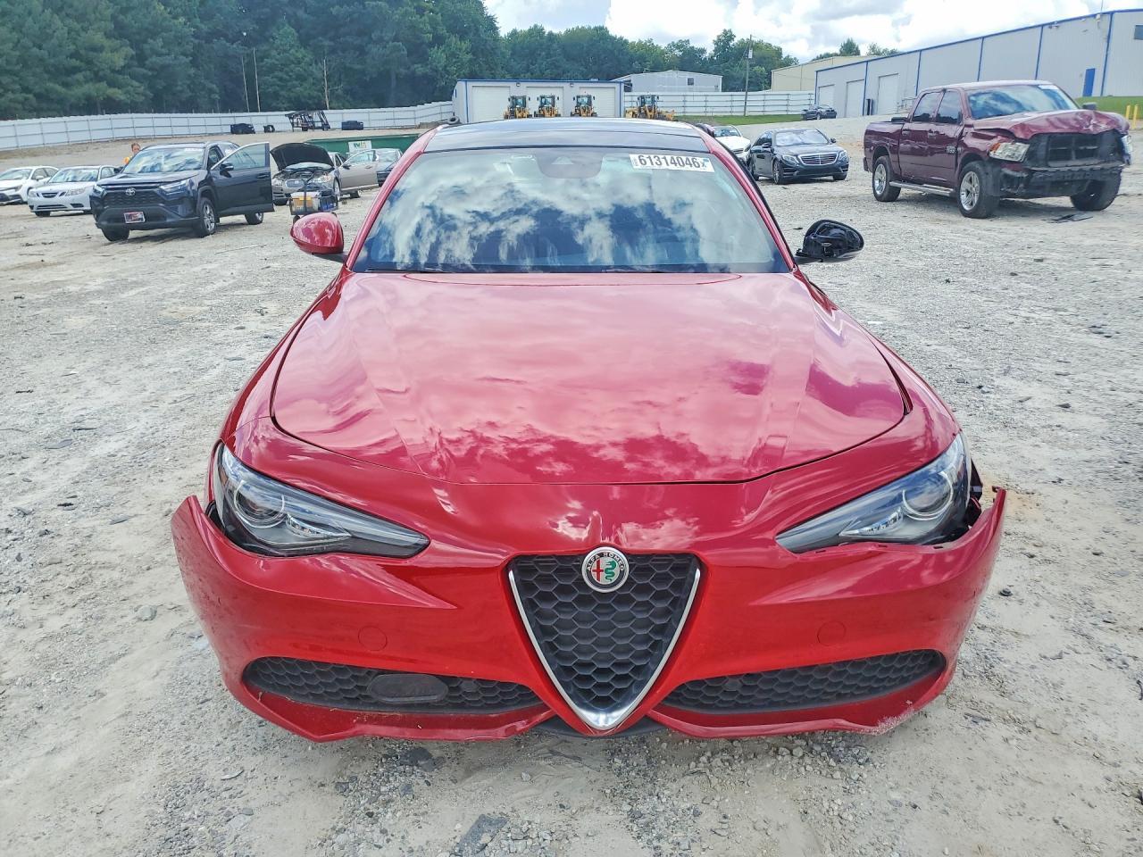 2022 Alfa Romeo Giulia Super - Фото 5