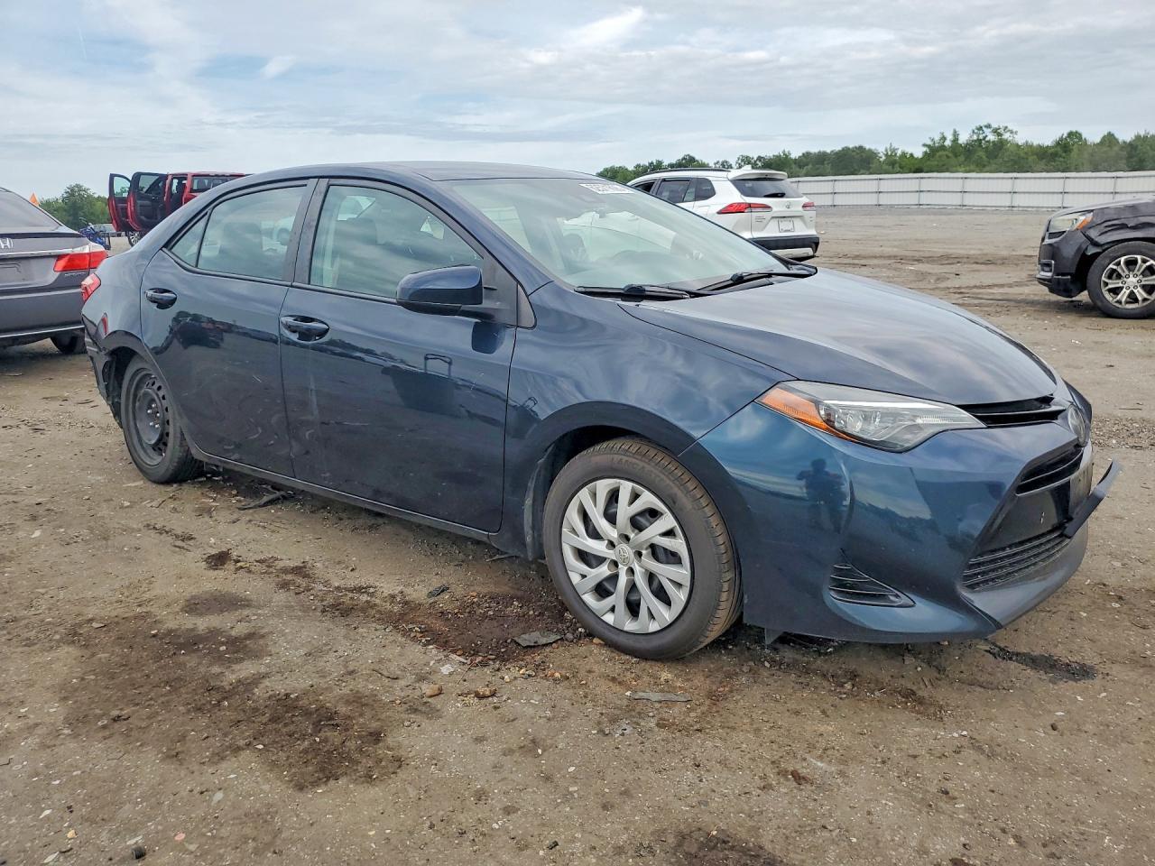 2018 Toyota Corolla Le - Фото 4