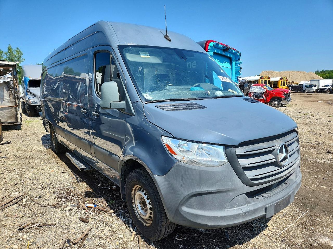 2019 Mercedes-Benz Sprinter 2500/3500 Delivery Van - Image 4