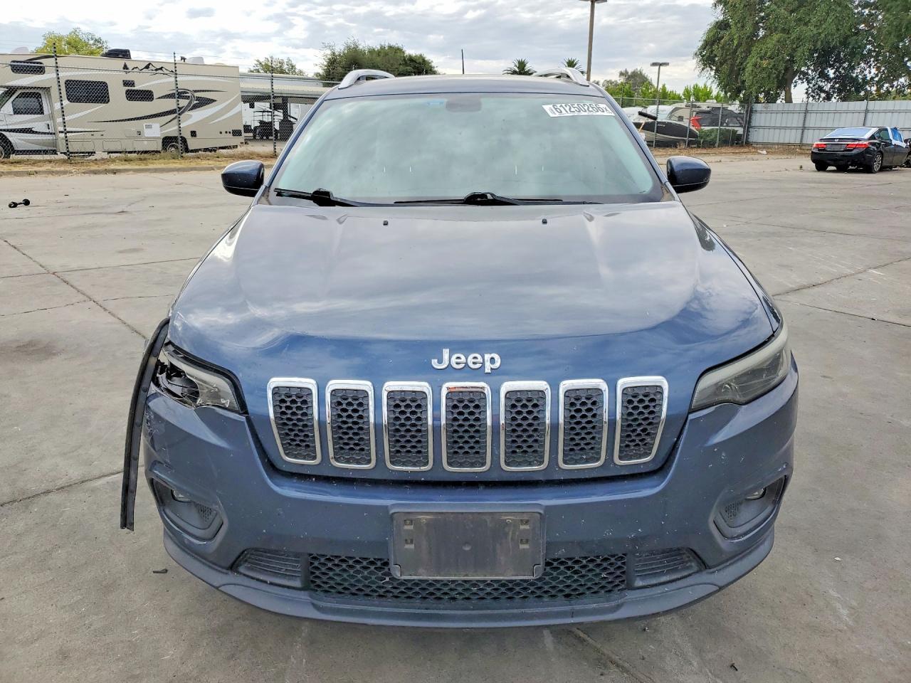 2019 Jeep Cherokee Latitude - Image 5