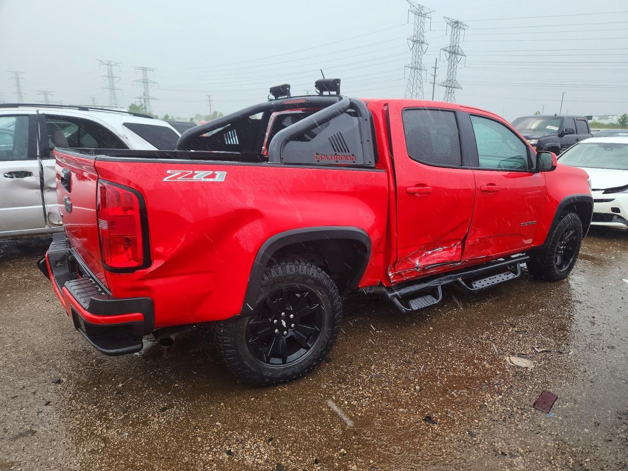 2016 Chevrolet Colorado Z71 - Фото 3