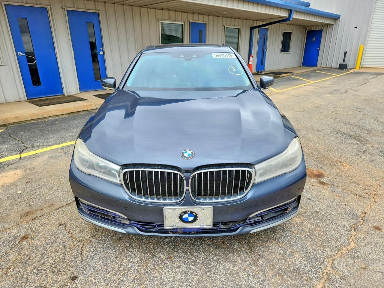 2016 BMW 750 I - Фото 5
