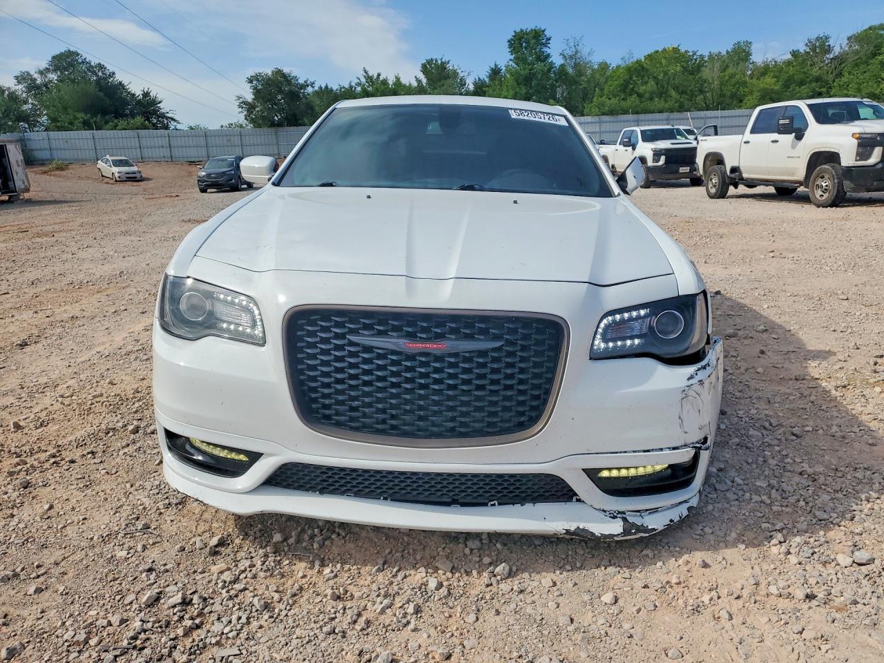 2017 Chrysler 300 S - Image 5