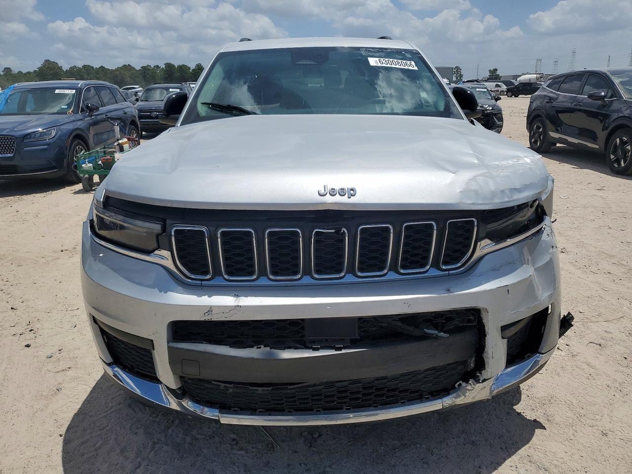 2023 Jeep Grand Cherokee L Laredo/L Altitude - Image 5