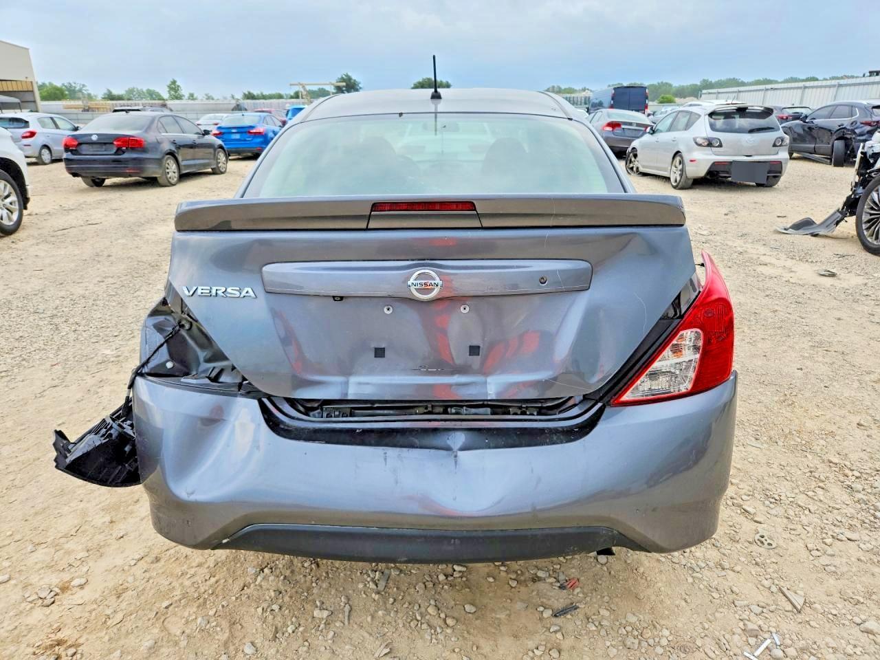 2019 Nissan Versa S Plus - Image 6