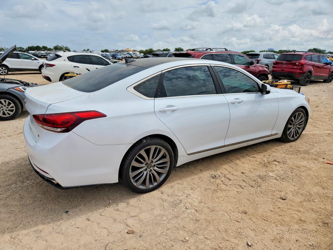 2015 Hyundai Genesis 5.0L - Фото 3