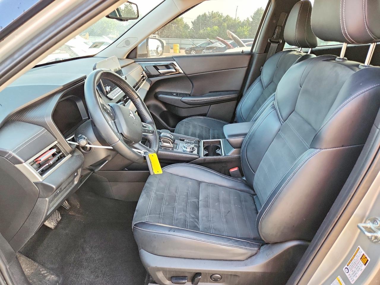 2023 Mitsubishi Outlander Se - Фото 7