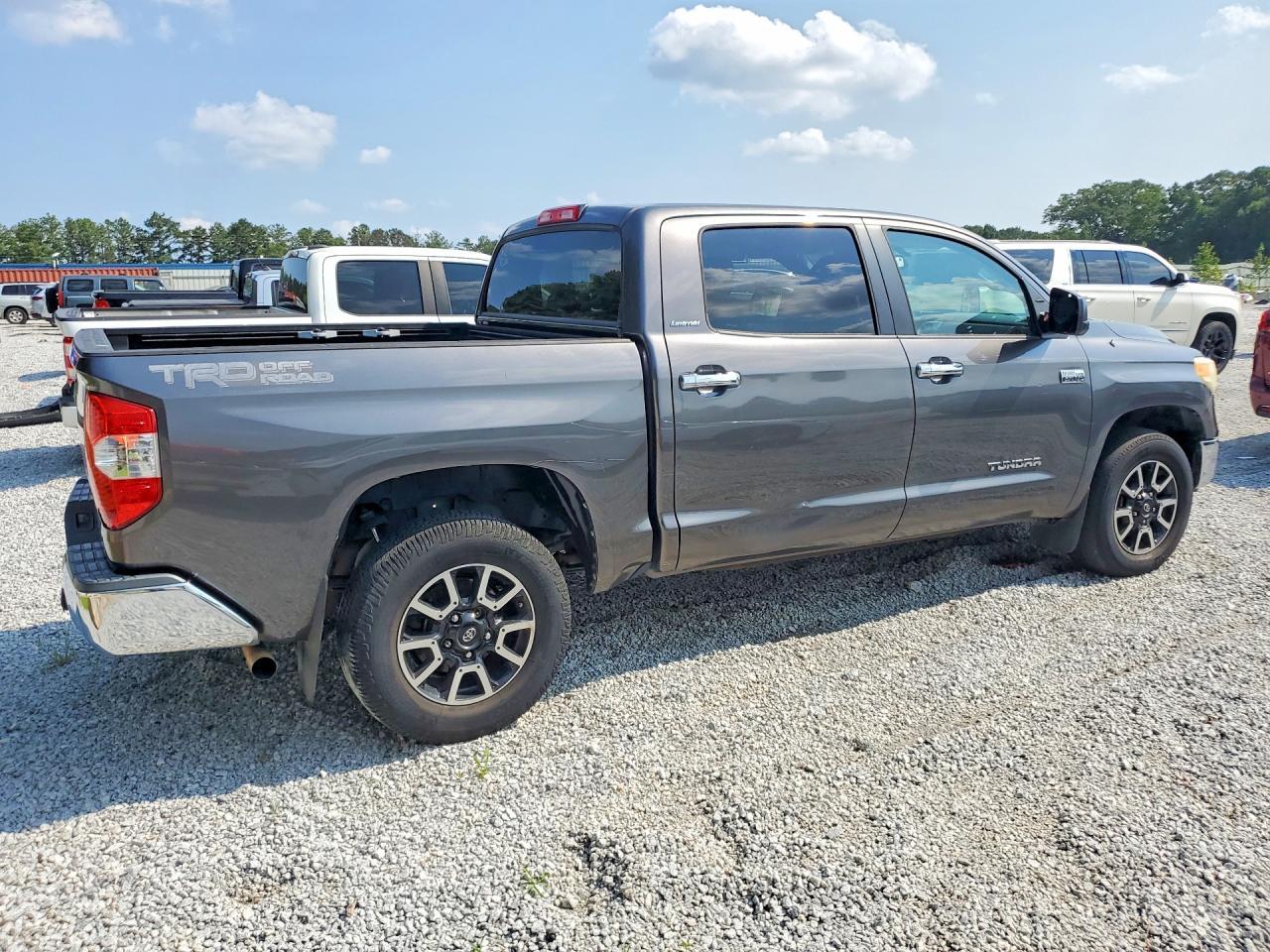 2014 Toyota Tundra Crewmax Limited - Image 3