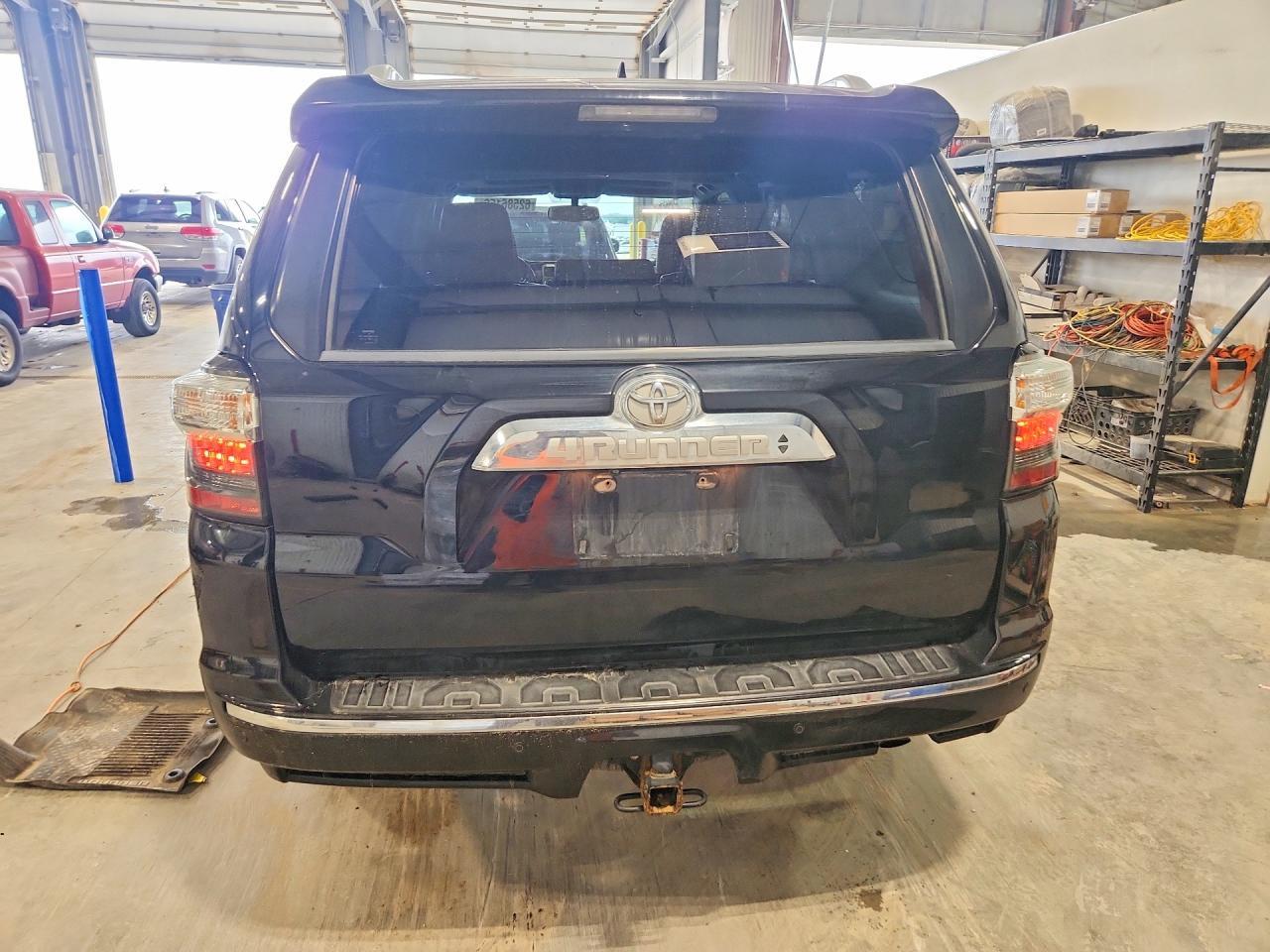 2014 Toyota 4Runner Limited - Фото 6