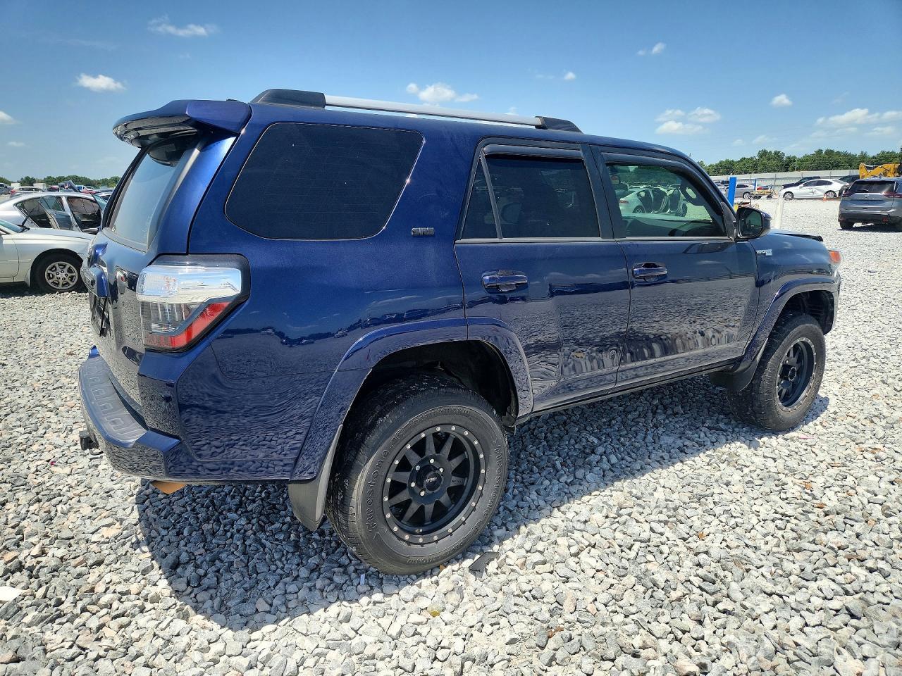 2019 Toyota 4Runner Sr5 - Image 3