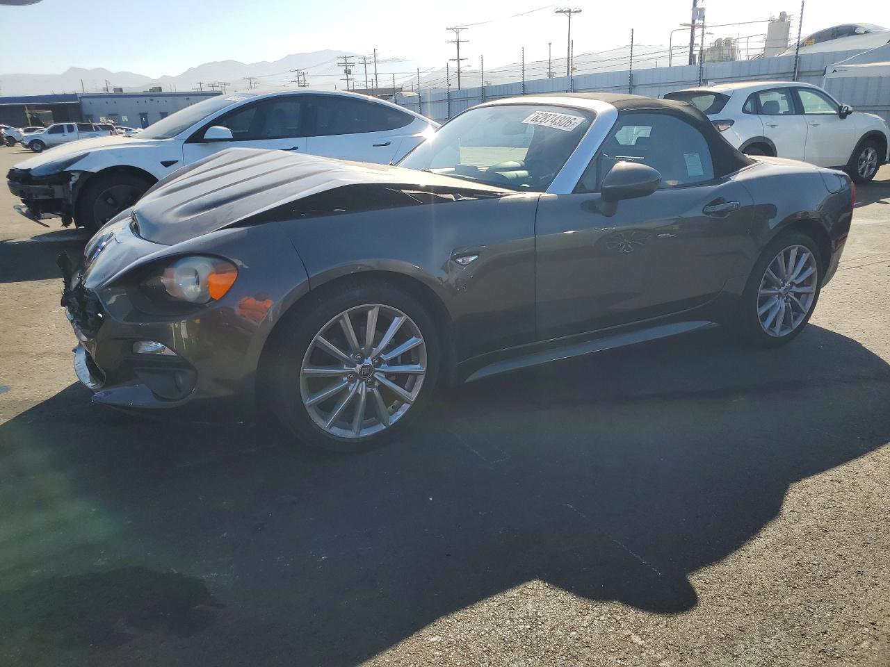2017 Fiat 124 Spider Classica