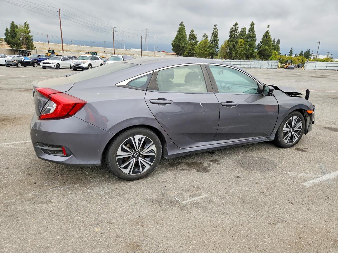 2018 Honda Civic - Фото 3