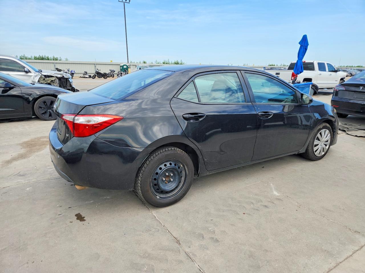 2017 Toyota Corolla Le - Image 3