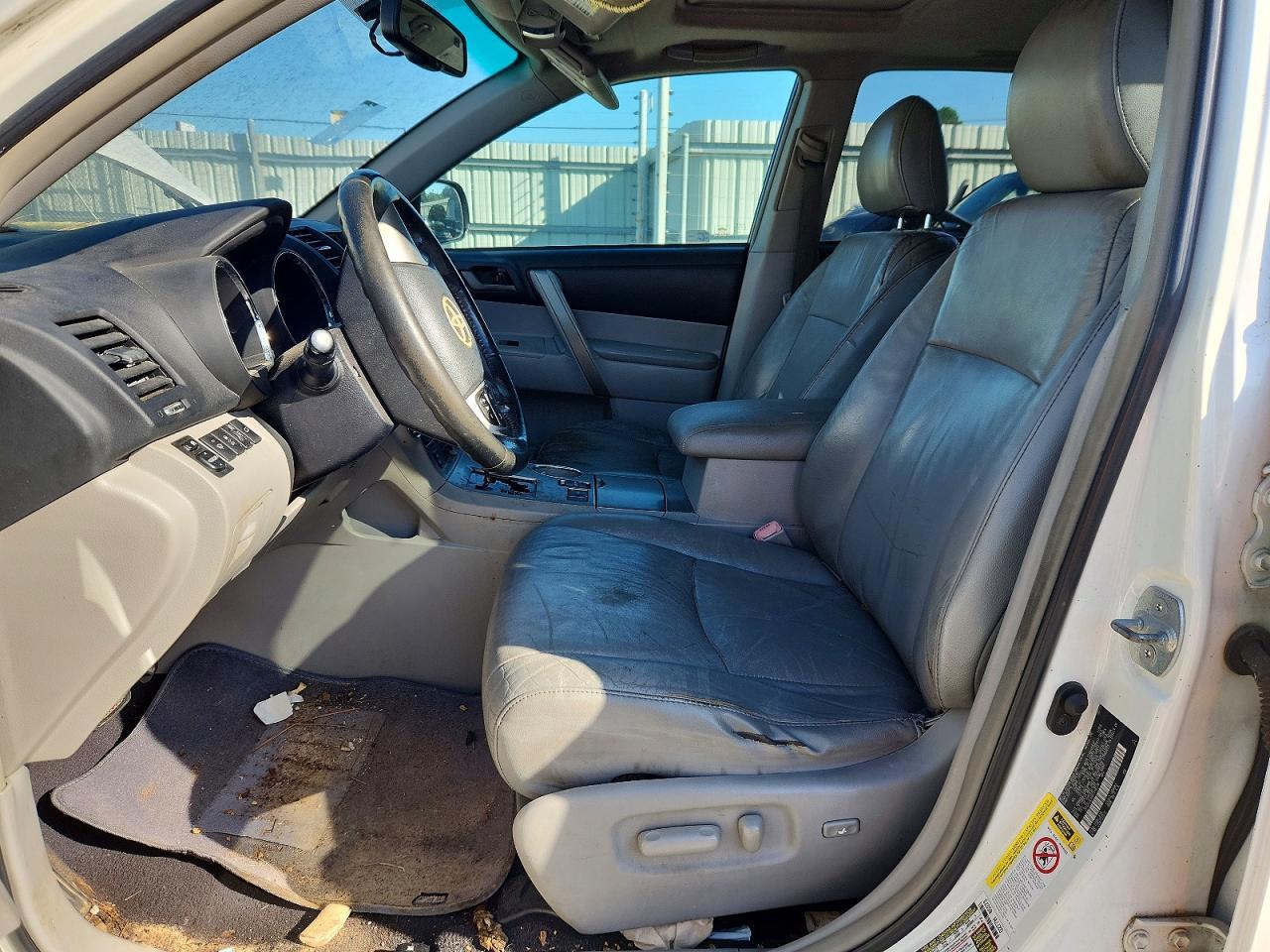 2011 Toyota Highlander Se - Image 7