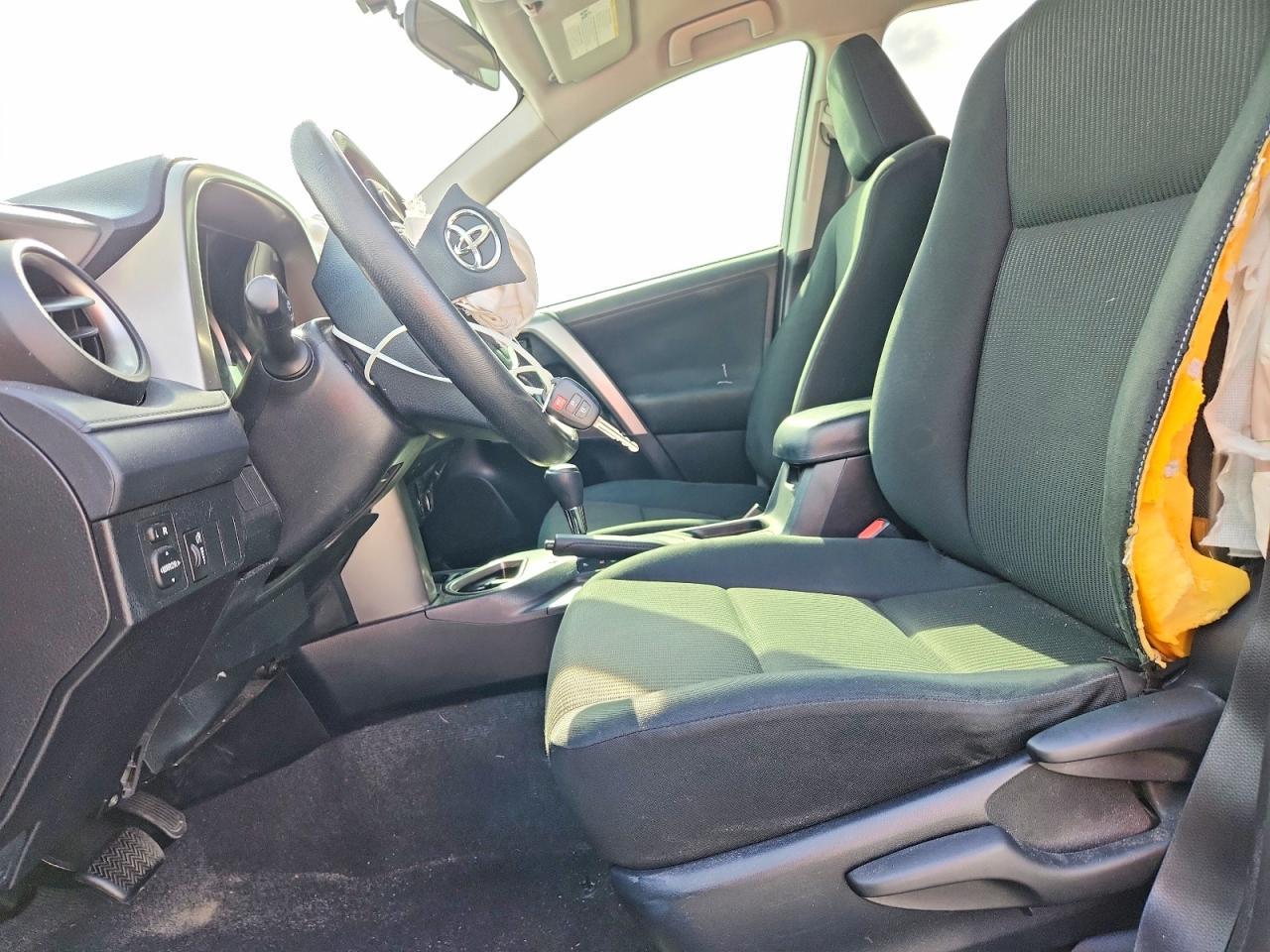 2016 Toyota Rav4 Le - Image 7